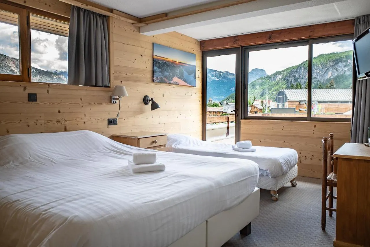 Hotel Restaurant Saint Roch 3*, Puy-Saint-Vincent